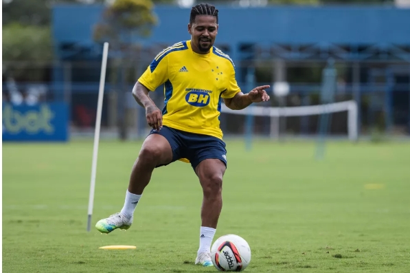 Cruzeiro detalha empréstimo de R$ 5 milhões feito com empresário de Diogo Vitor