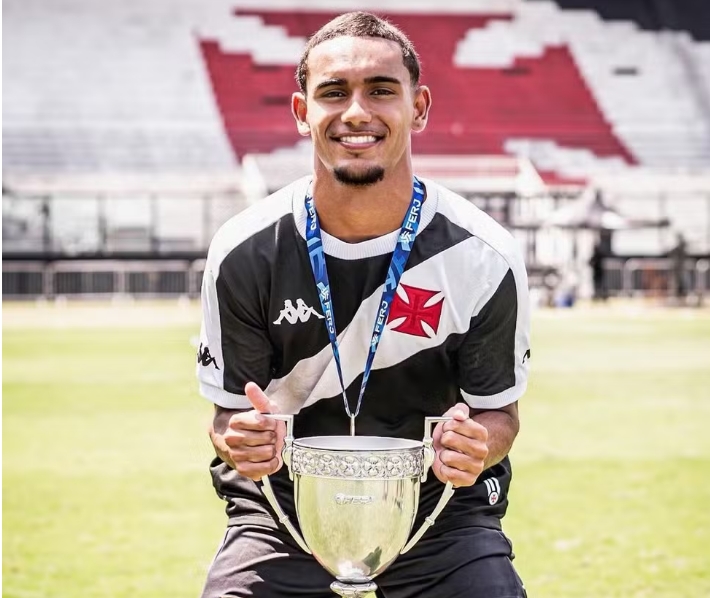 Conheça cinco promessas da geração mais vencedora da base do Vasco