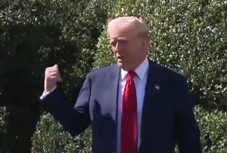 Governo Trump considera novas restrições de viagens para cidadãos de 43 países