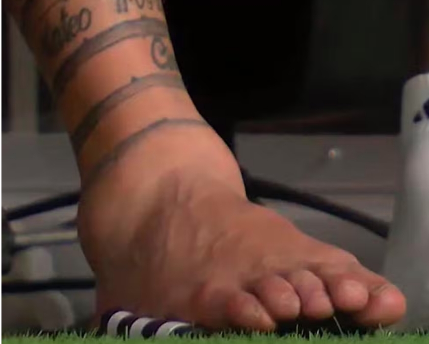 Com lesão, Messi chora ao deixar gramado na final da Copa América; veja