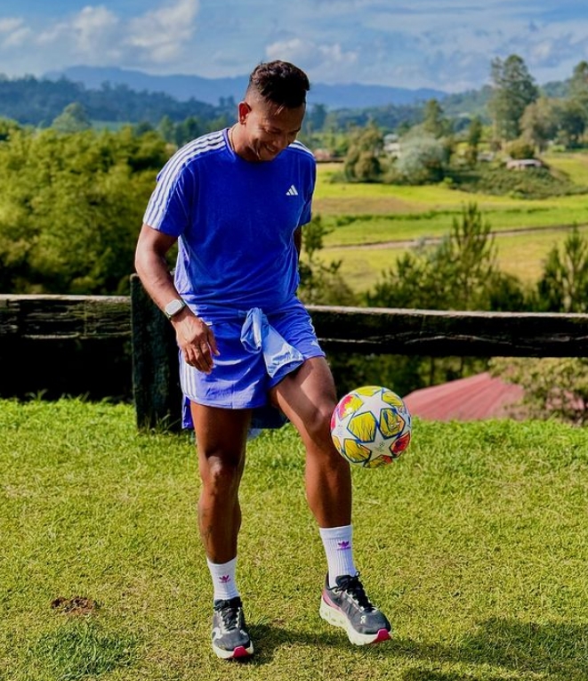 Guarín diz que tentou suic1di0 quando jogou no Vasco