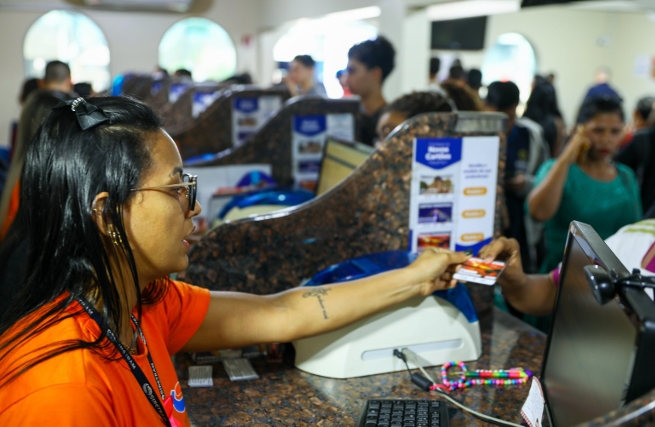 Juiz manda IMMU e Sinetram manterem benefício estudantil por R$ 2,50 em Manaus