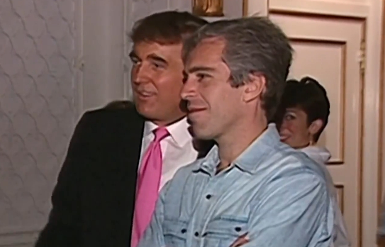 Trump processa 'Wall Street Journal' por reportagem que o liga a Epstein