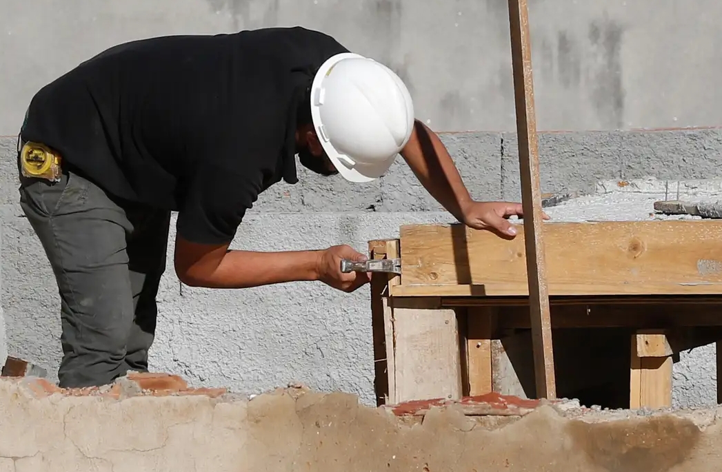 Construtora abre mais de 970 vagas em canteiros de obras pelo Brasil; saiba mais