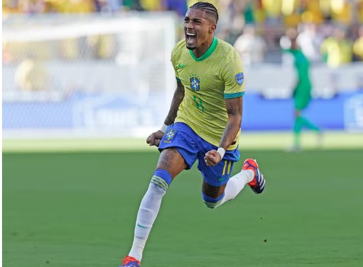 Sem Neymar, Brasil aposta em grande fase de Raphinha para jogos das Eliminatórias