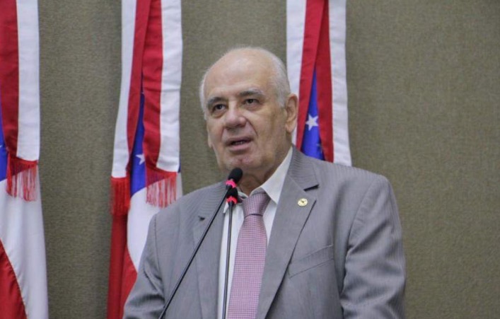 Serafim critica Pazuello por 'errar muito' na gestão do combate à pandemia