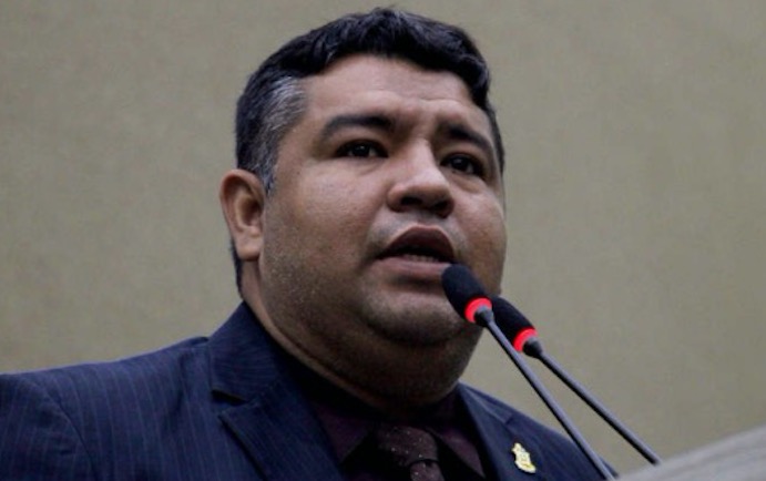 David Almeida nomeia ex-vereador William Abreu para cargo na Seminf