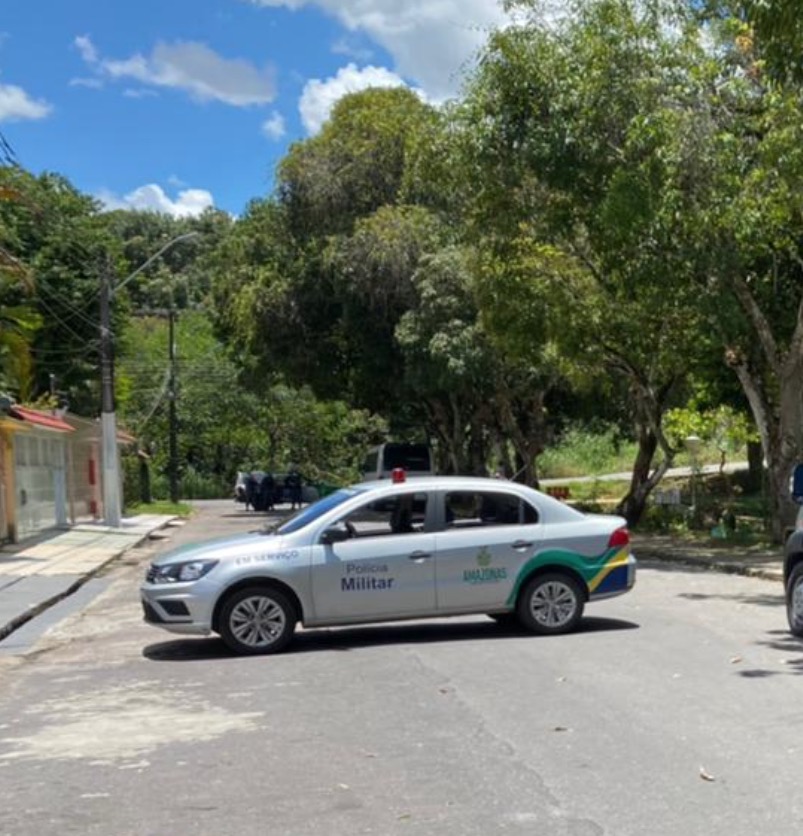 Moradores encontram granada dentro de sacola em rua de Manaus 