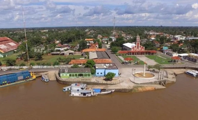 Defensoria apura condições de acondicionamento do lixo em Barreirinha