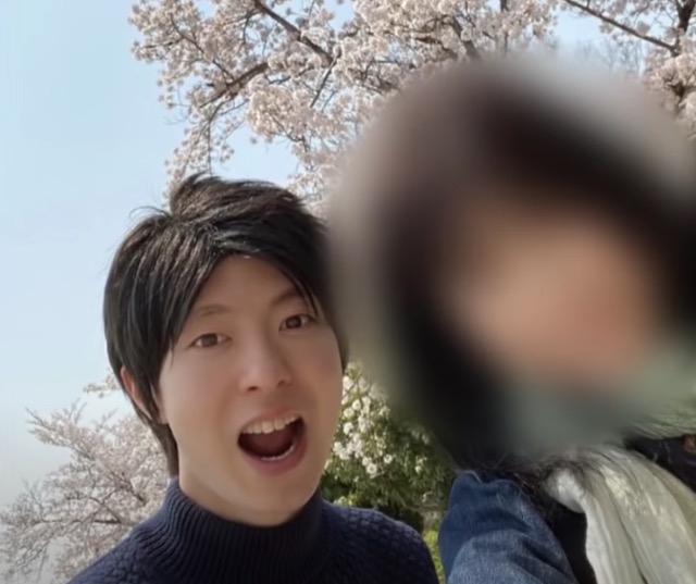 Japonês é preso após dar golpes em 35 namoradas que tinha ao mesmo tempo