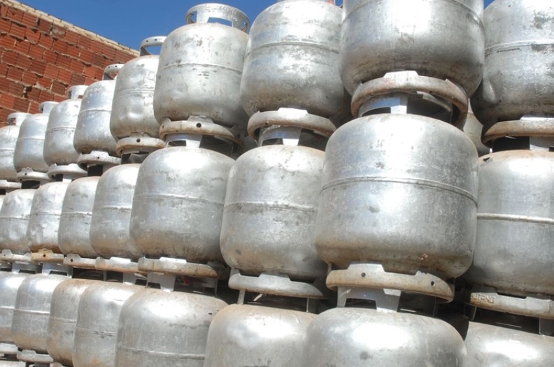 Botijas de gás serão vendidas a R$ 40 nesta quinta-feira em Manaus 