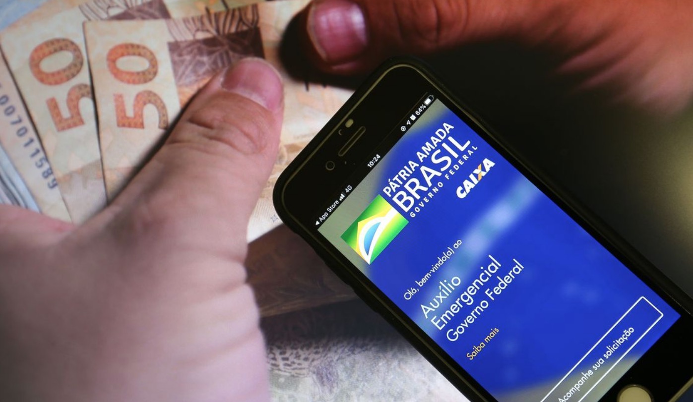 Trabalhadores nascidos em maio podem sacar hoje auxílio emergencial