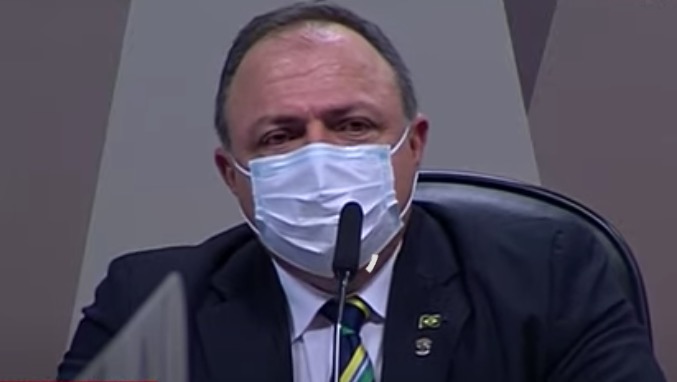 Eduardo Pazuello passa mal no senado durante suspensão da CPI da Covid