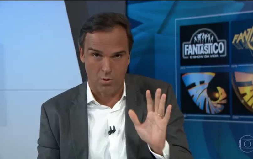 Bronzeado de Tadeu Schmidt no ‘Fantástico’ chama atenção e vira meme