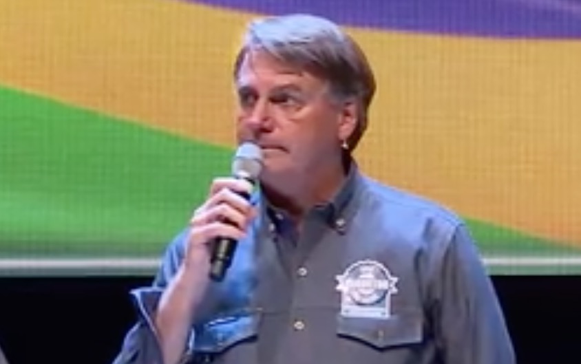 Em culto, Bolsonaro volta a citar dados falsos do TCU e defender cloroquina