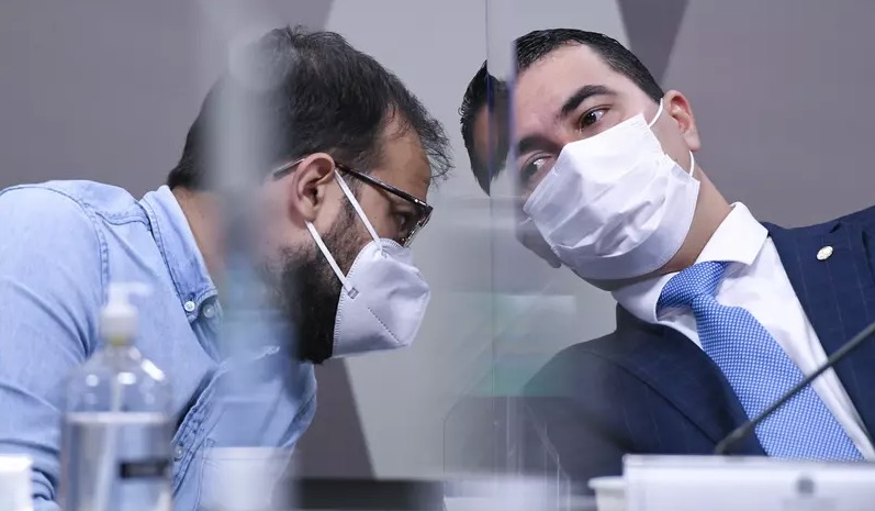 À CPI, Luis Ricardo diz que colega relatou pedido de propina por vacina