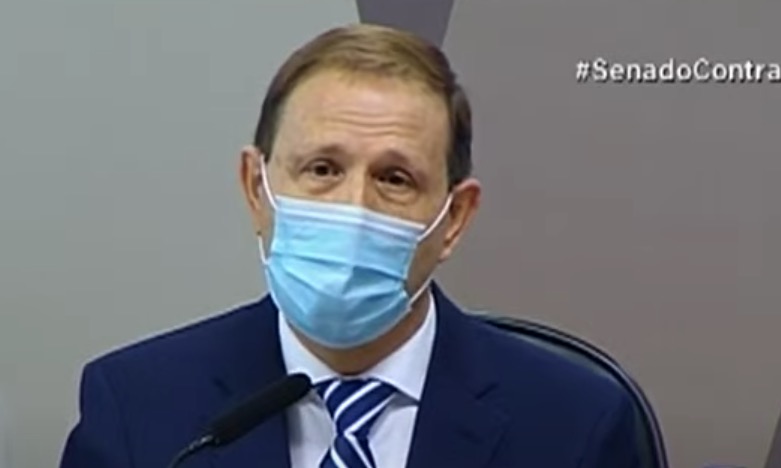 Empresário Carlos Wizard decide ficar em silêncio na CPI