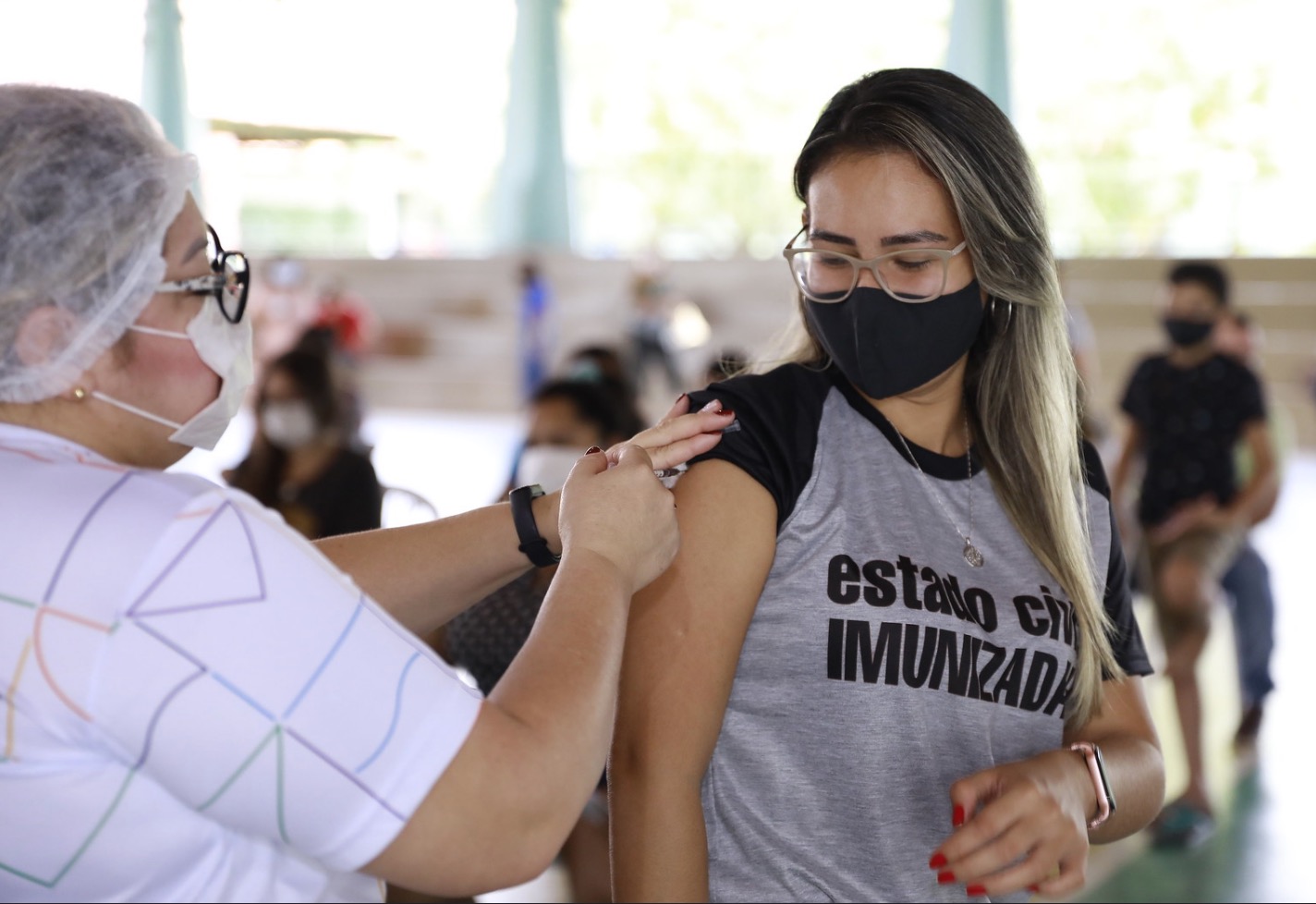 Pessoas a partir de 26 anos podem se vacinar em 7 pontos neste sábado em Manaus