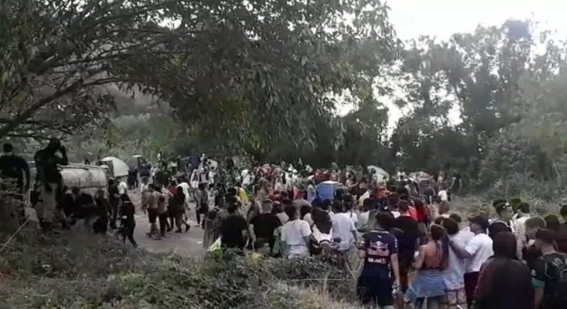 Festa clandestina reúne 5 mil pessoas no Rio de Janeiro; vídeo