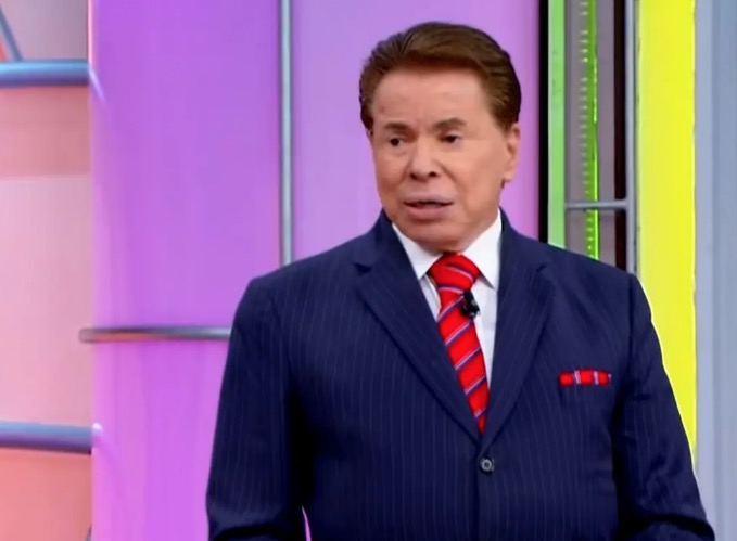Silvio Santos está na UTI com covid-19, diz colunista 