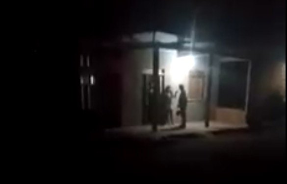 Ex-secretário de Obras de Fonte Boa é flagrado dando socos e tapas na mulher; vídeo