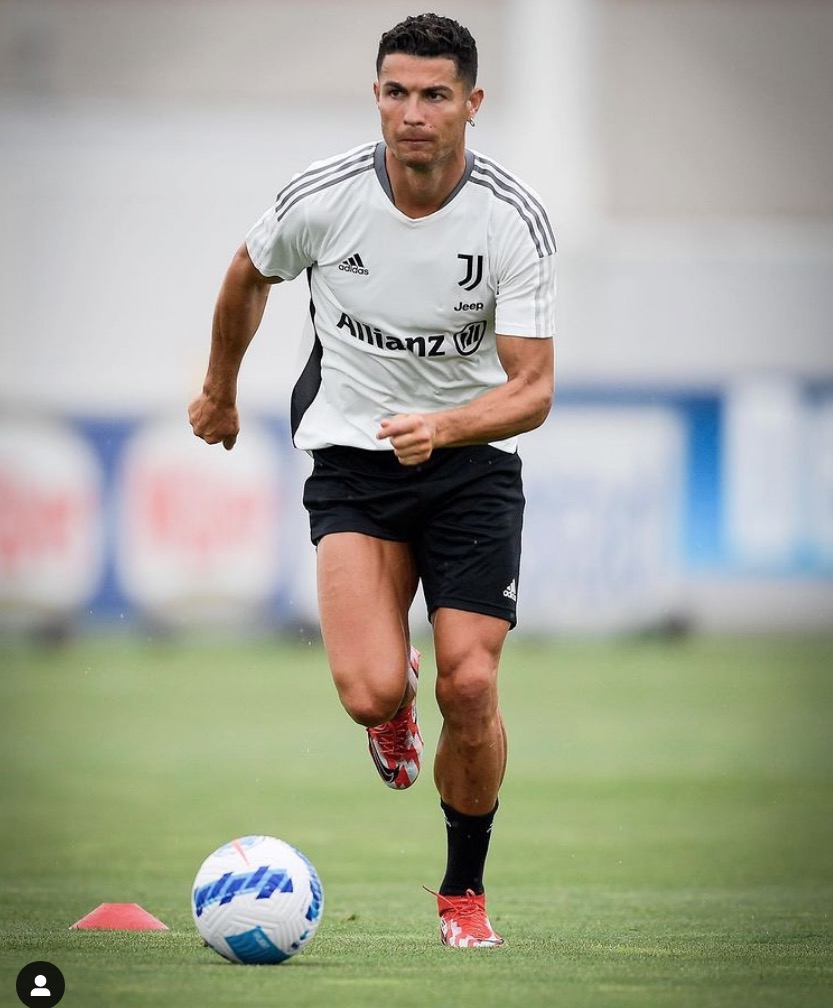 Saída de Cristiano Ronaldo do Juventus é confirmada; CR7 deve assinar com o Manchester