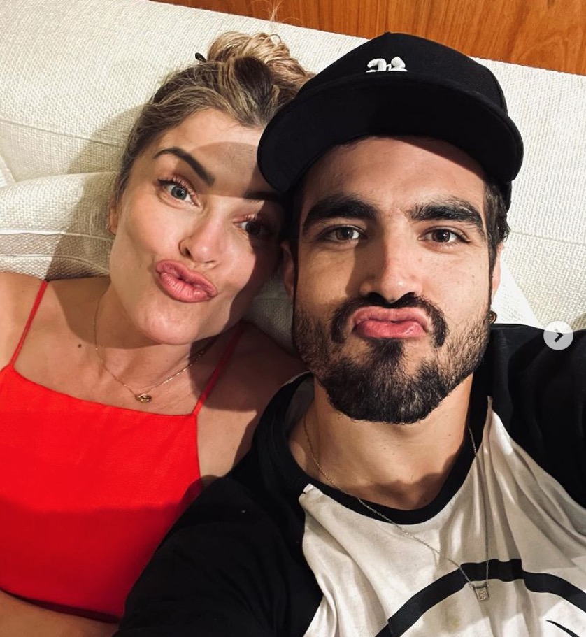 Caio Castro posta mensagem enigmática após fim do namoro com Grazi Massafera