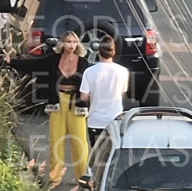 Caio Castro é flagrado com loira após balada em Minas Gerais 