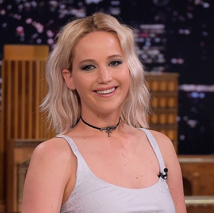 Jennifer Lawrence está grávida do primeiro filho