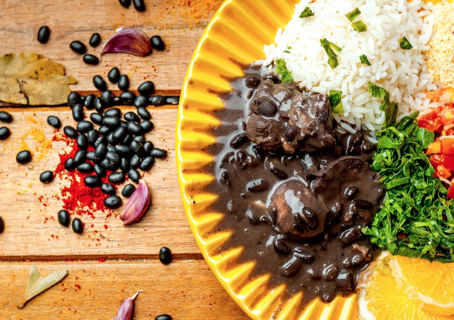 Casa Vhida em Manaus realiza mais uma edição da Feijoada no Pote