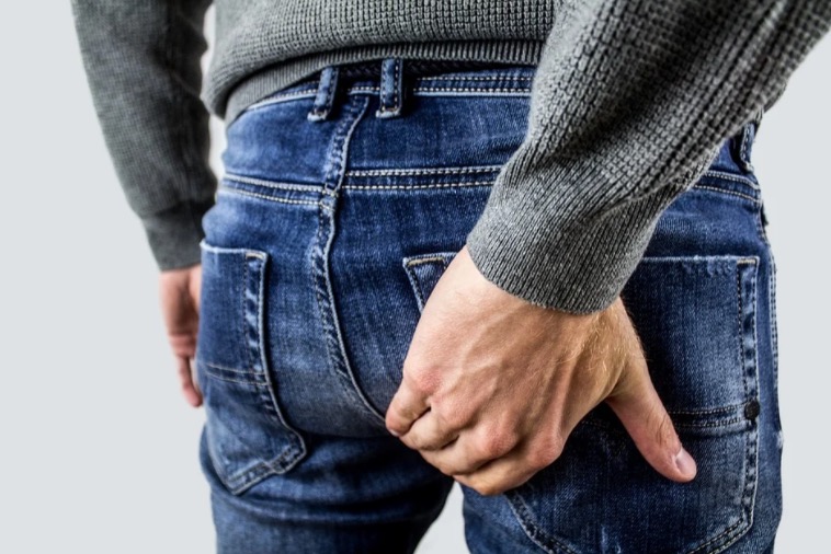 Idoso que contraiu covid é diagnosticado com síndrome do ânus inquieto 