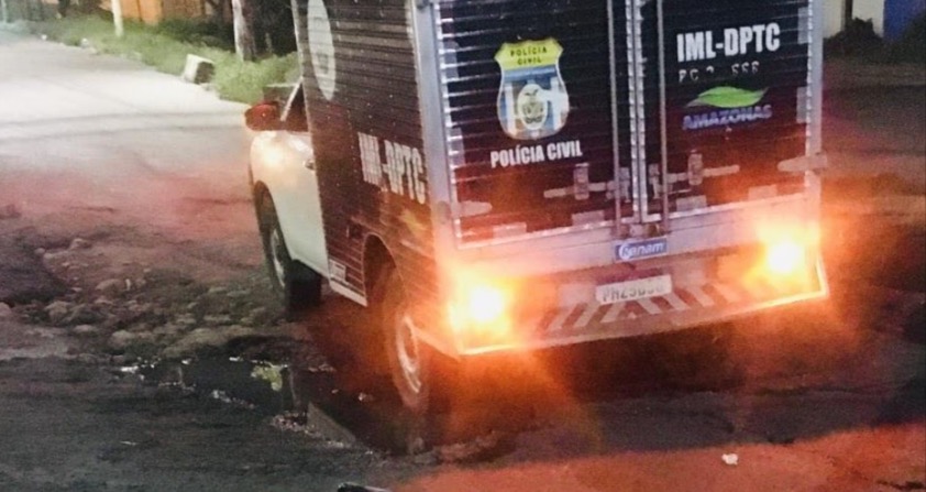 Homem morre ao ser baleado em rua de Manaus 