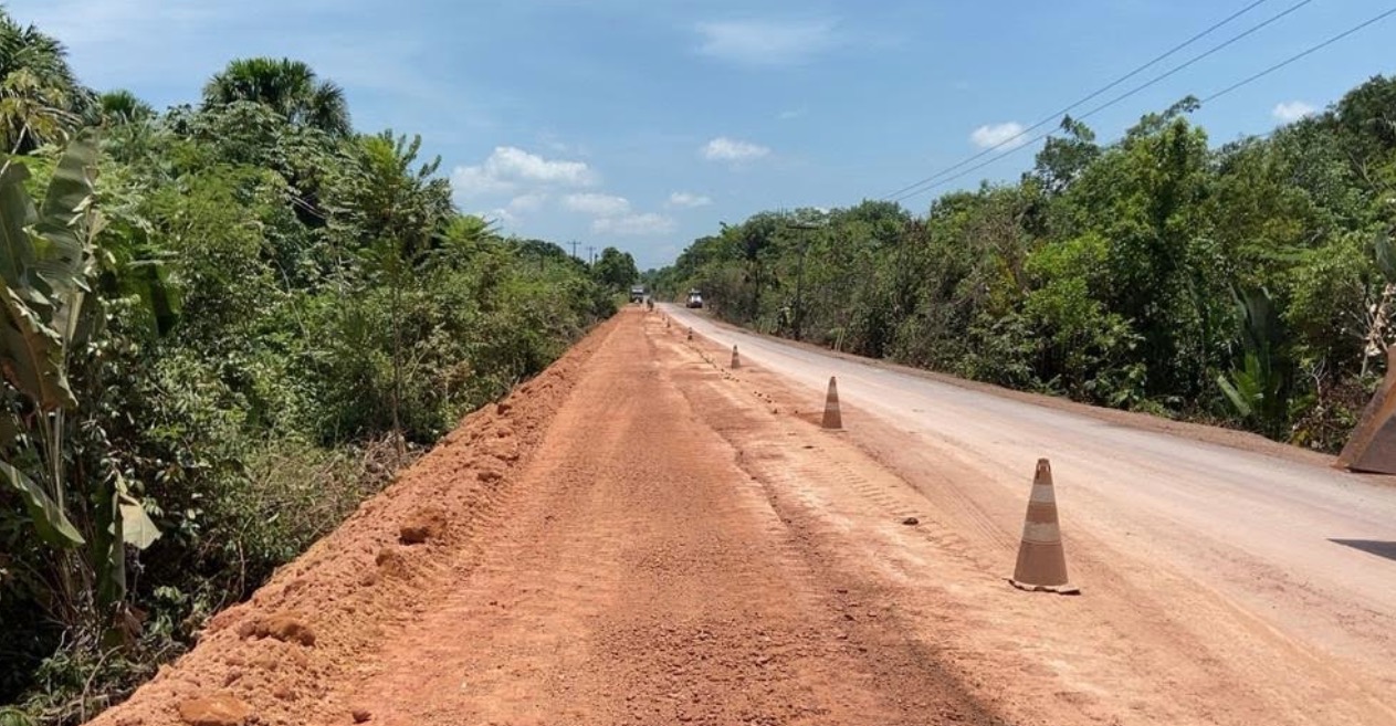 Devido baixa resistência do solo, Seinfra anuncia paralisação das obras da AM-010