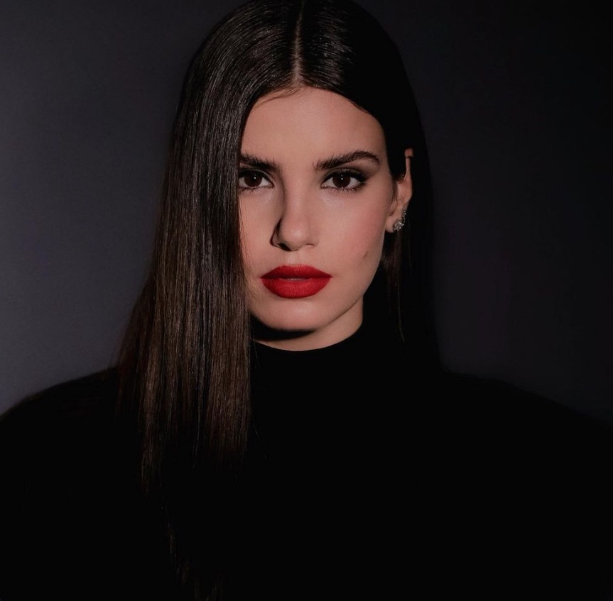 Camila Queiroz se pronuncia sobre saída de Verdades Secretas; atriz deu indícios de briga