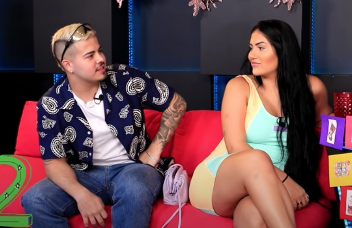 Jottapê e noiva revelam que chamam 'amigas' para apimentar relação