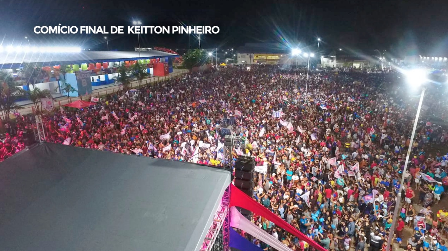 Keitton Pinheiro reúne multidão em último comício antes da eleição em Coari