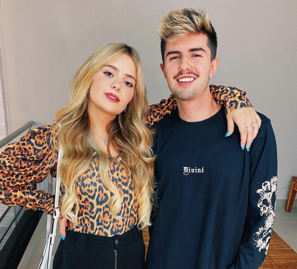 Vaza foto de Bruno Magri traindo Viih Tube fazendo sexo com outra em carro