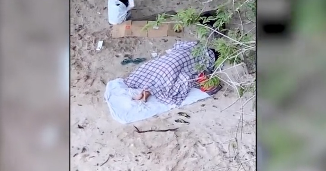 Blogueira flagra casal transando na praia da Ponta Negra, em Manaus; vídeo