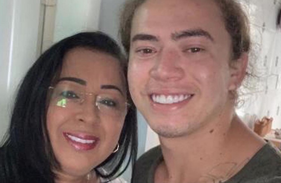 Whindersson Nunes censura entrevista da mãe após polêmica: ‘pesadelo’