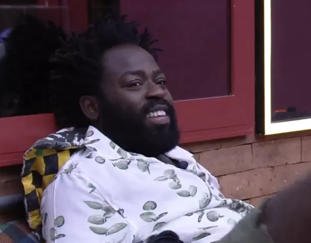 BBB22: Douglas sugere que Linna fez ‘mandinga’ para Scooby e é criticado