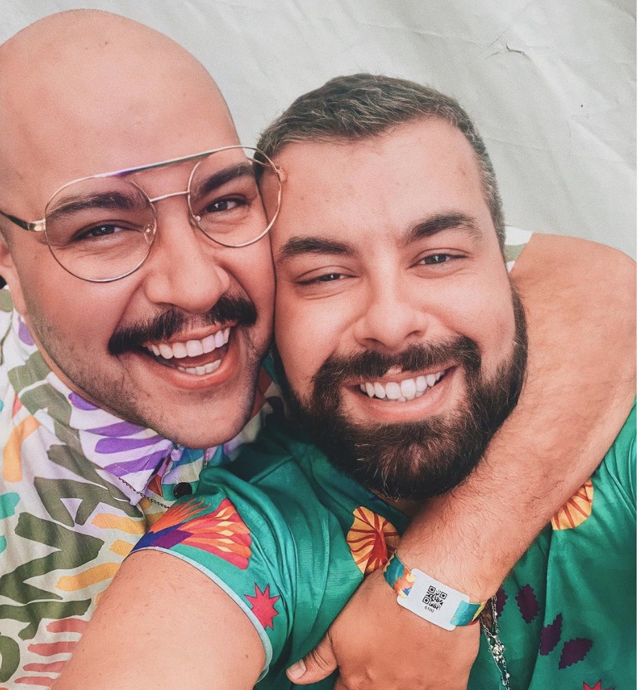 Marido de Tiago Abravanel critica Globo após ator ser retirado de vinheta do BBB22