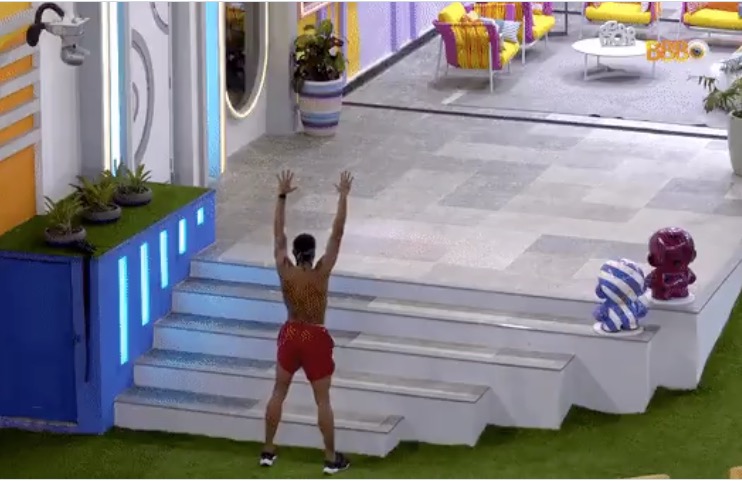 Paulo André impressiona ao pular 5 degraus de uma vez; vídeo viralizou