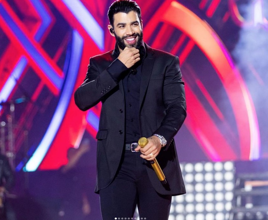 Gusttavo Lima é hospitalizado após passar mal