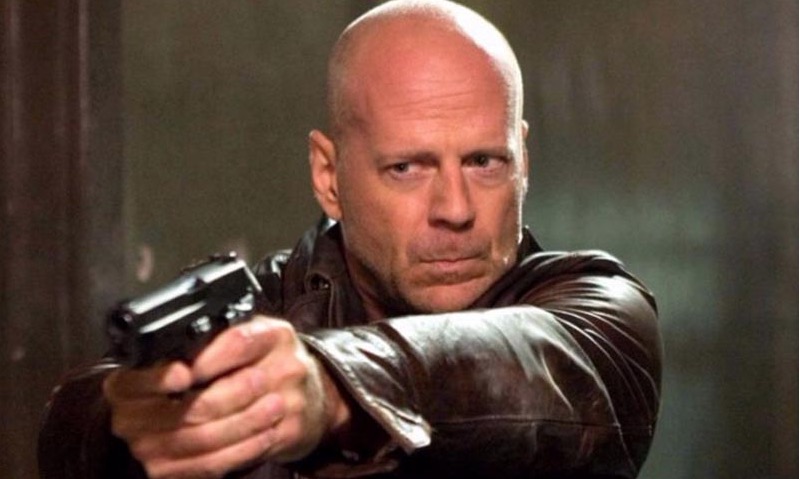 Bruce Willis não lembrava falas e disparou arma antes da hora; ator tem Afasia