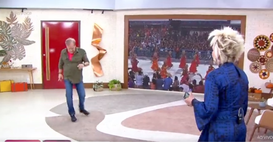 Chico Pinheiro chega sambando no ‘Mais Você’ e bomba na web
