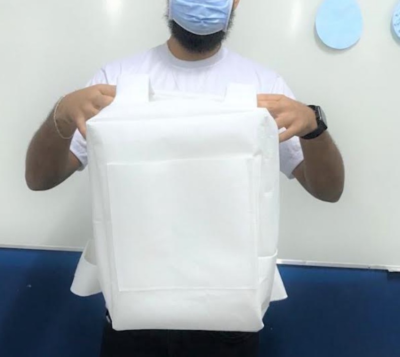 Mochila escolar ergonômica e sustentável feita com tecido PET é criada no Amazonas