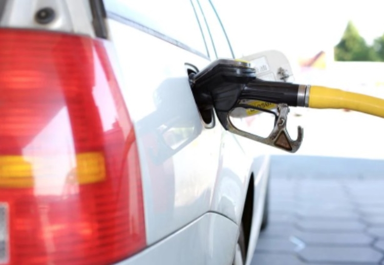 Combustível: presidente propõe ressarcir estados em troca de ICMS zero