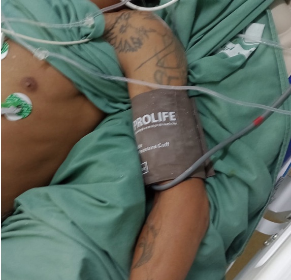 Hospital pede ajudar para encontrar familiares de paciente esfaqueado em Manaus