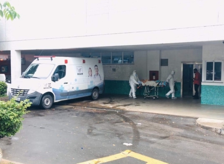 Covid-19: Brasil tem 8.289 mortes confirmadas nas últimas 24 horas