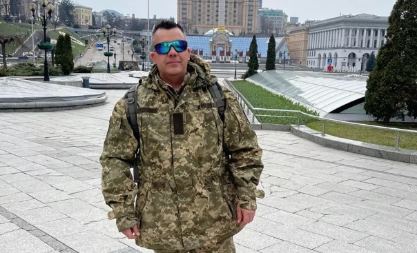 Brasileiro que viajou para lutar na guerra da Ucrânia morre em combate